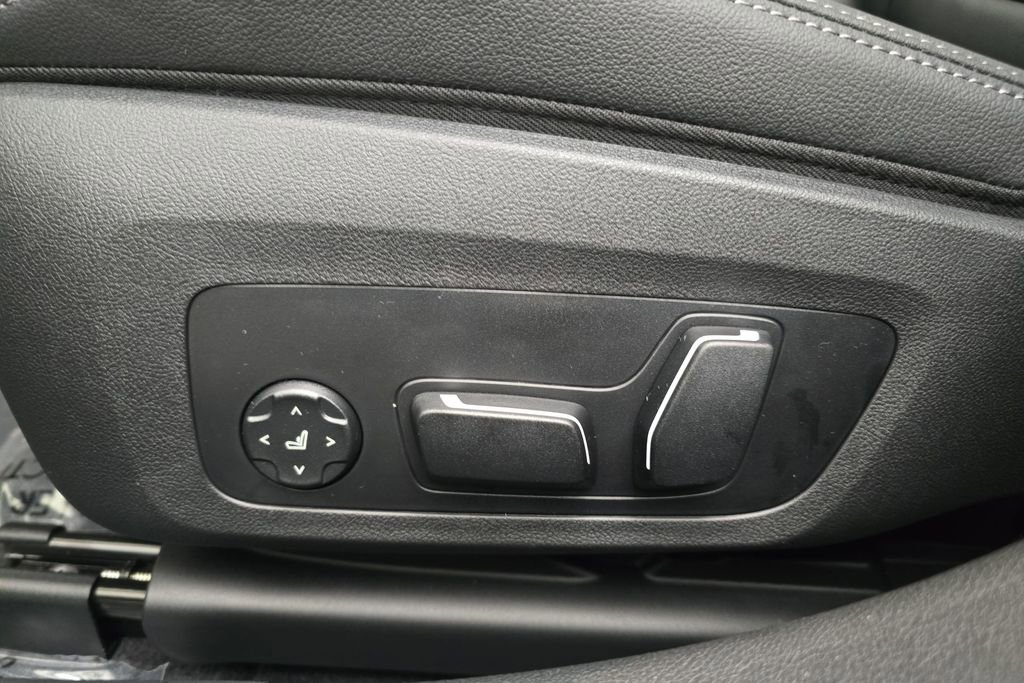 New 2025 BMW i4 xDrive40i w/ Premium Package image 13