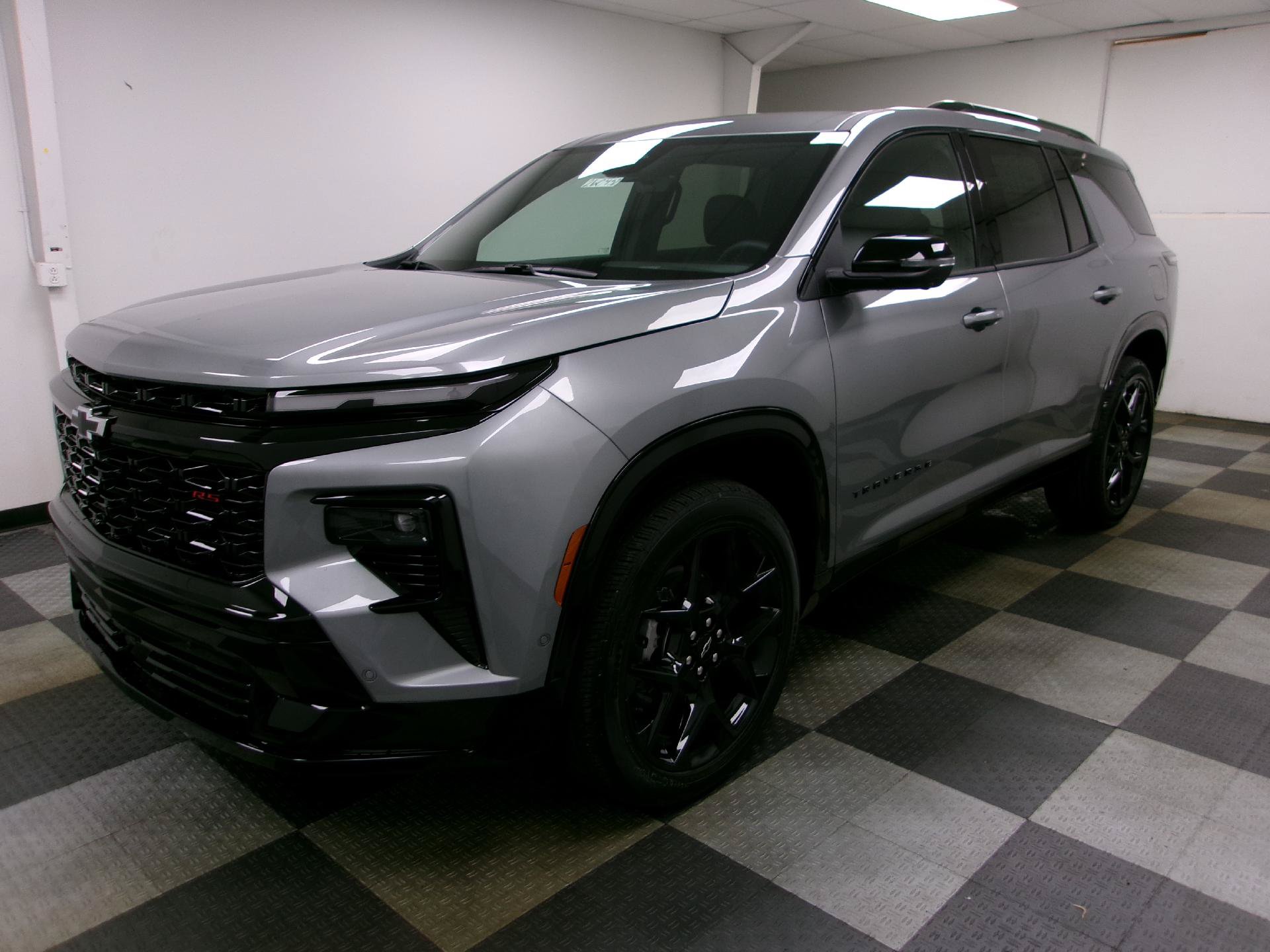 New 2026 Chevrolet Traverse RS w/ LPO, Floor Liner Package