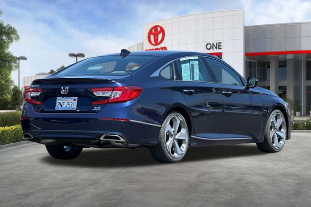 Used 2020 Honda Accord Touring image 4