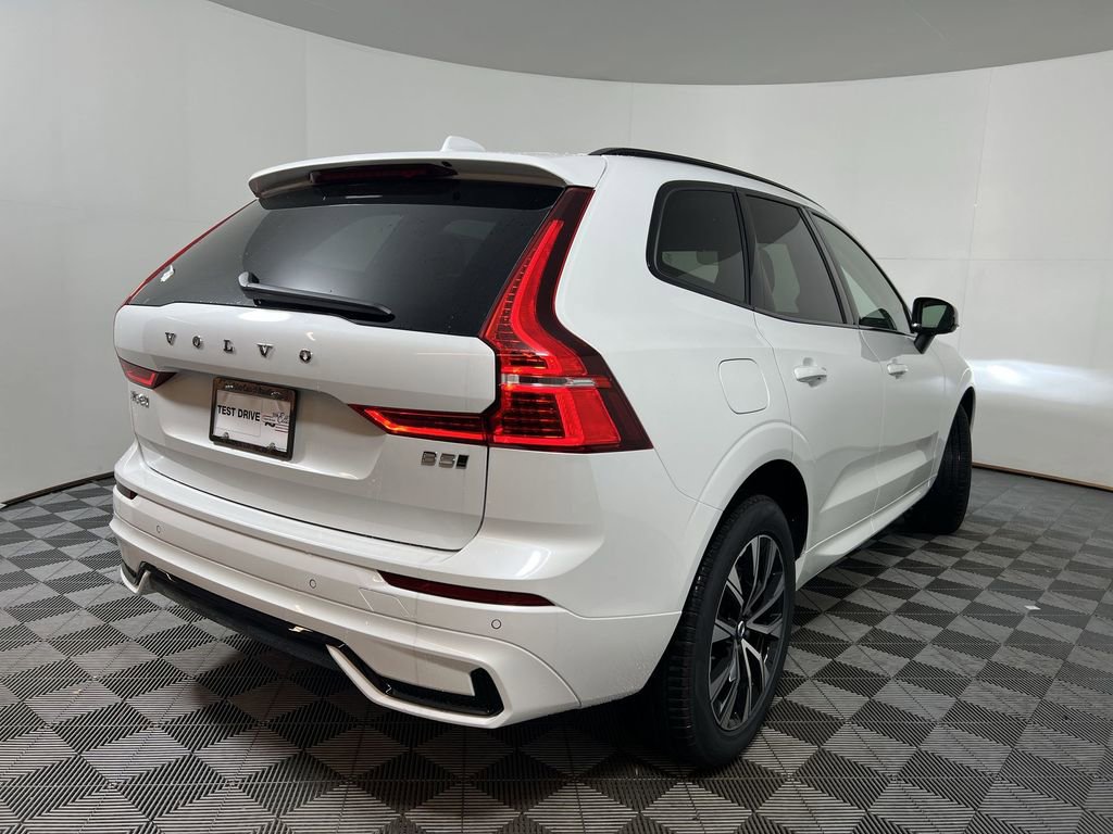 Certified 2025 Volvo XC60 B5 Core w/ Climate Package image 10
