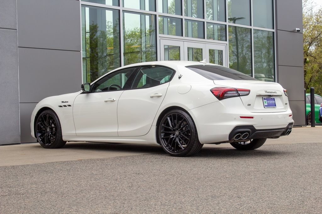 Used 2024 Maserati Ghibli Modena Q4 AWD/4WD image 8