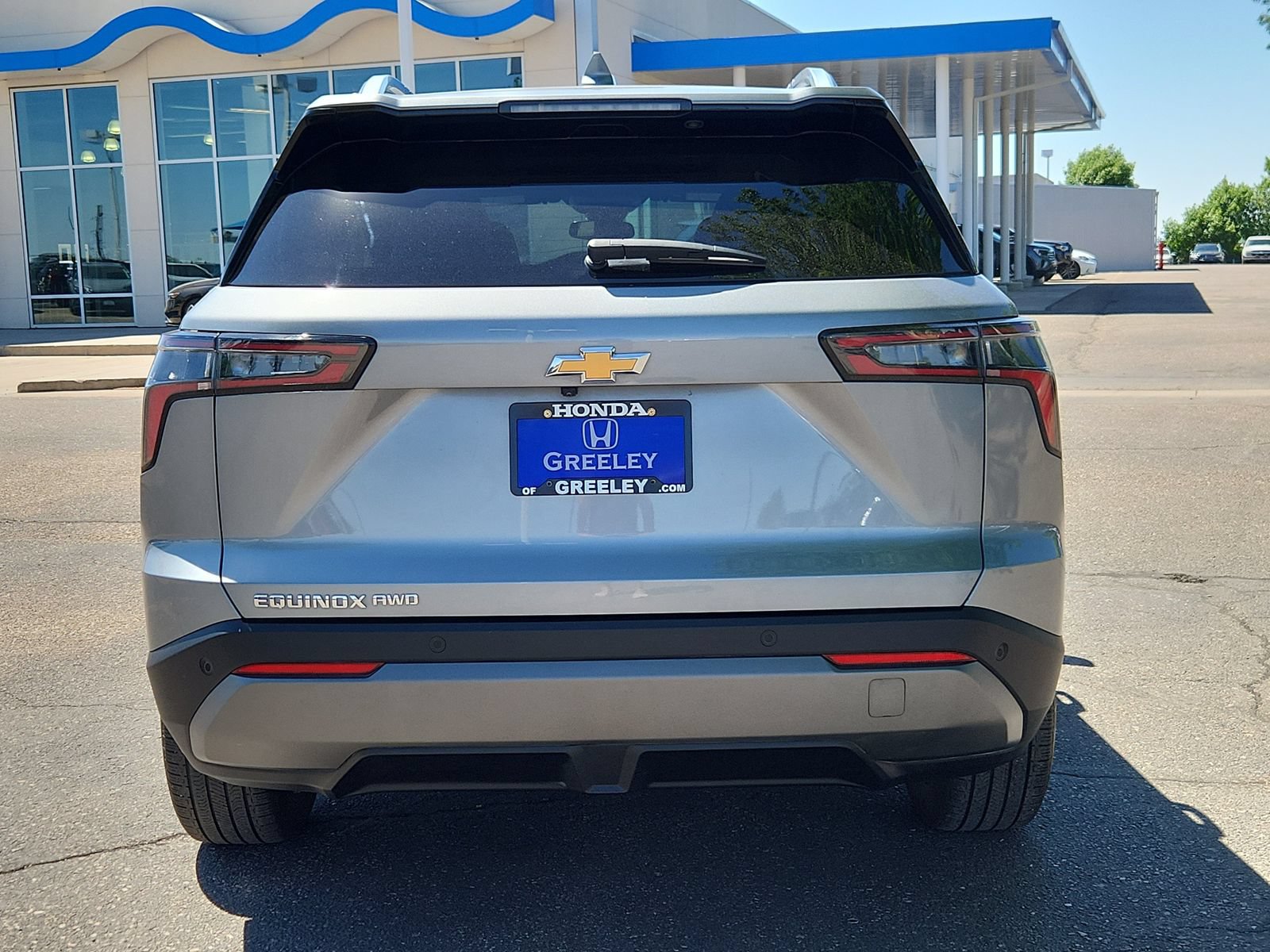 Used 2025 Chevrolet Equinox LT w/ Convenience Package II AWD/4WD image 4