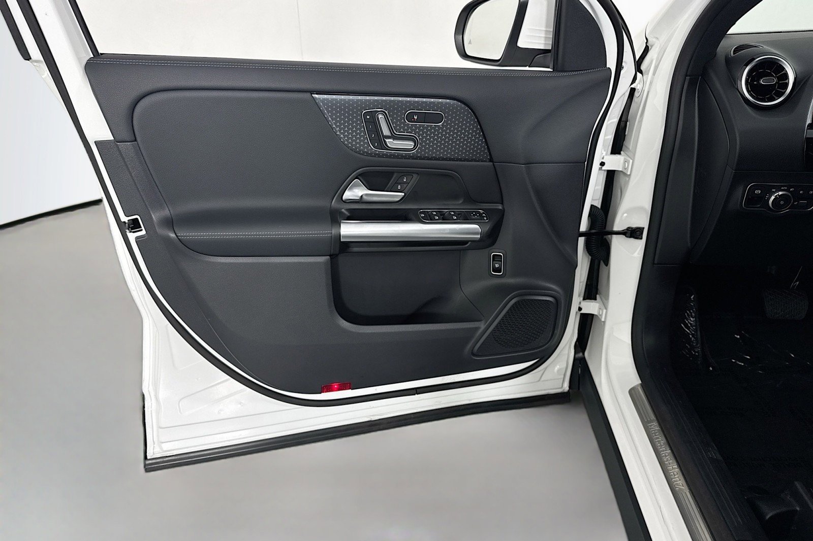 Certified 2026 Mercedes-Benz GLA 250 image 22