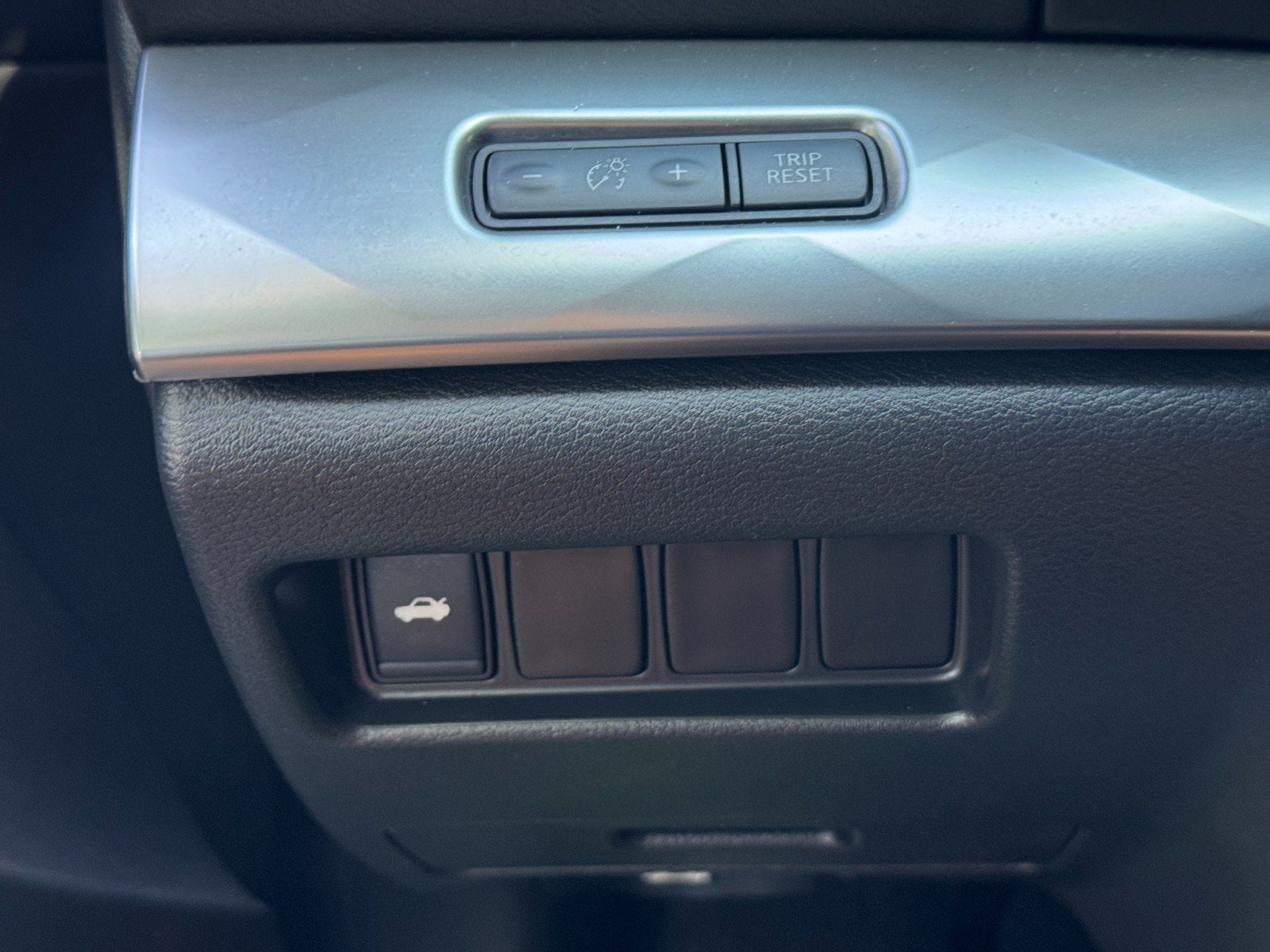 Used 2021 Nissan Maxima 3.5 SV w/ Floor Mat Group FWD image 16