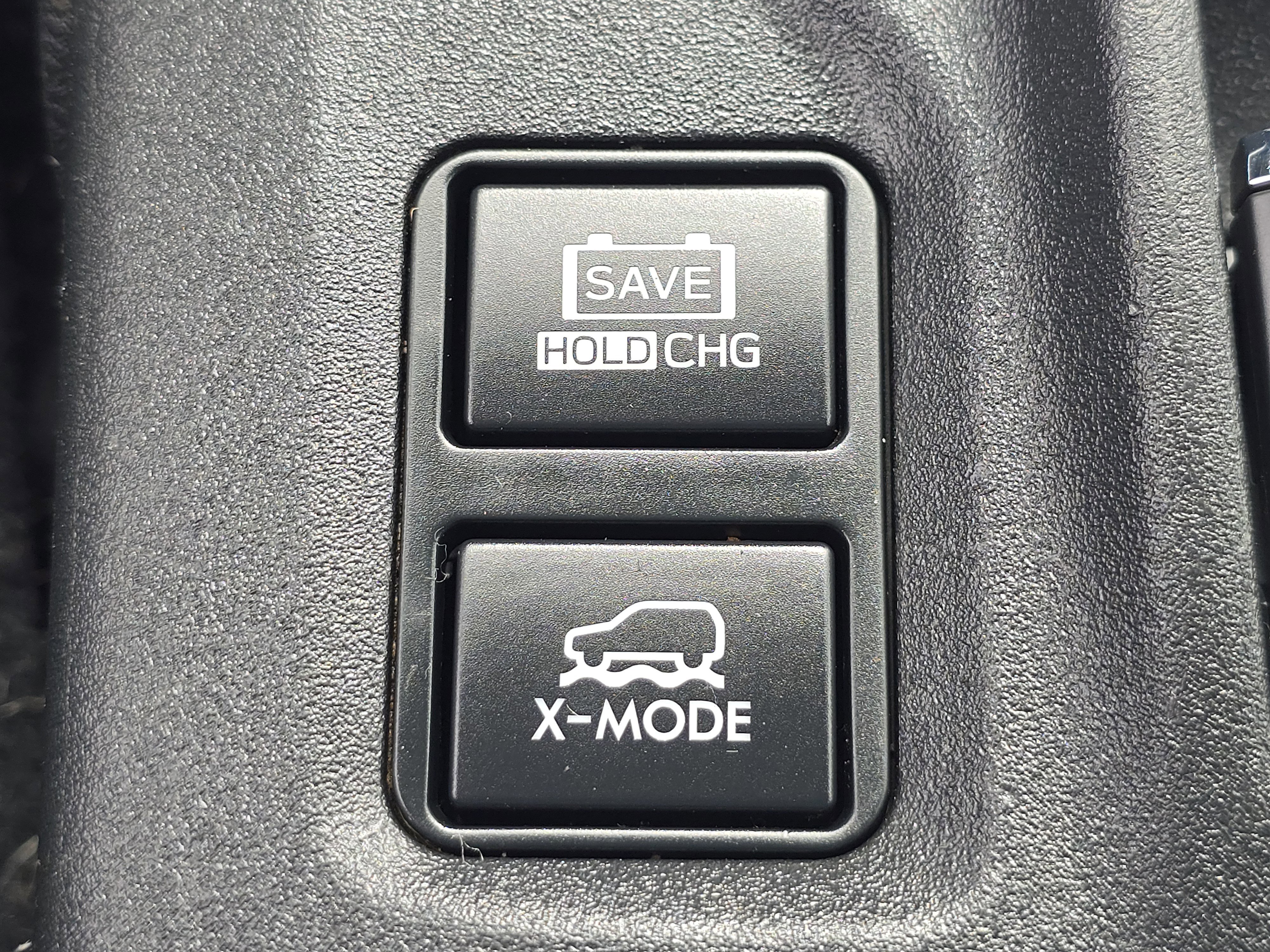 Used 2020 Subaru Crosstrek Hybrid AWD/4WD image 12