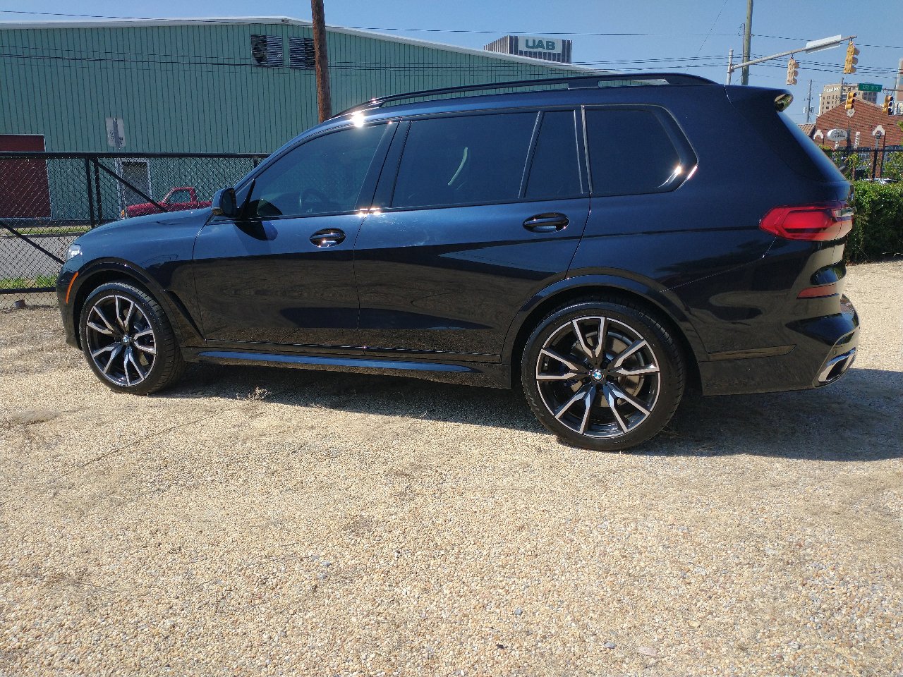Used 2019 BMW X7 xDrive50i w/ Dynamic Handling Package image 11
