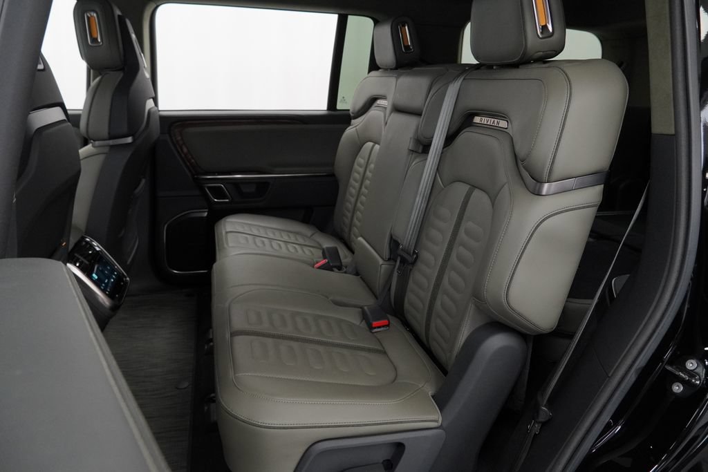 Used 2023 Rivian R1S Launch Edition AWD/4WD image 20