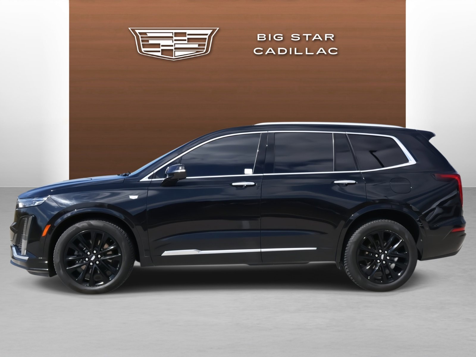 Used 2021 Cadillac XT6 Premium Luxury w/ Platinum Package image 2