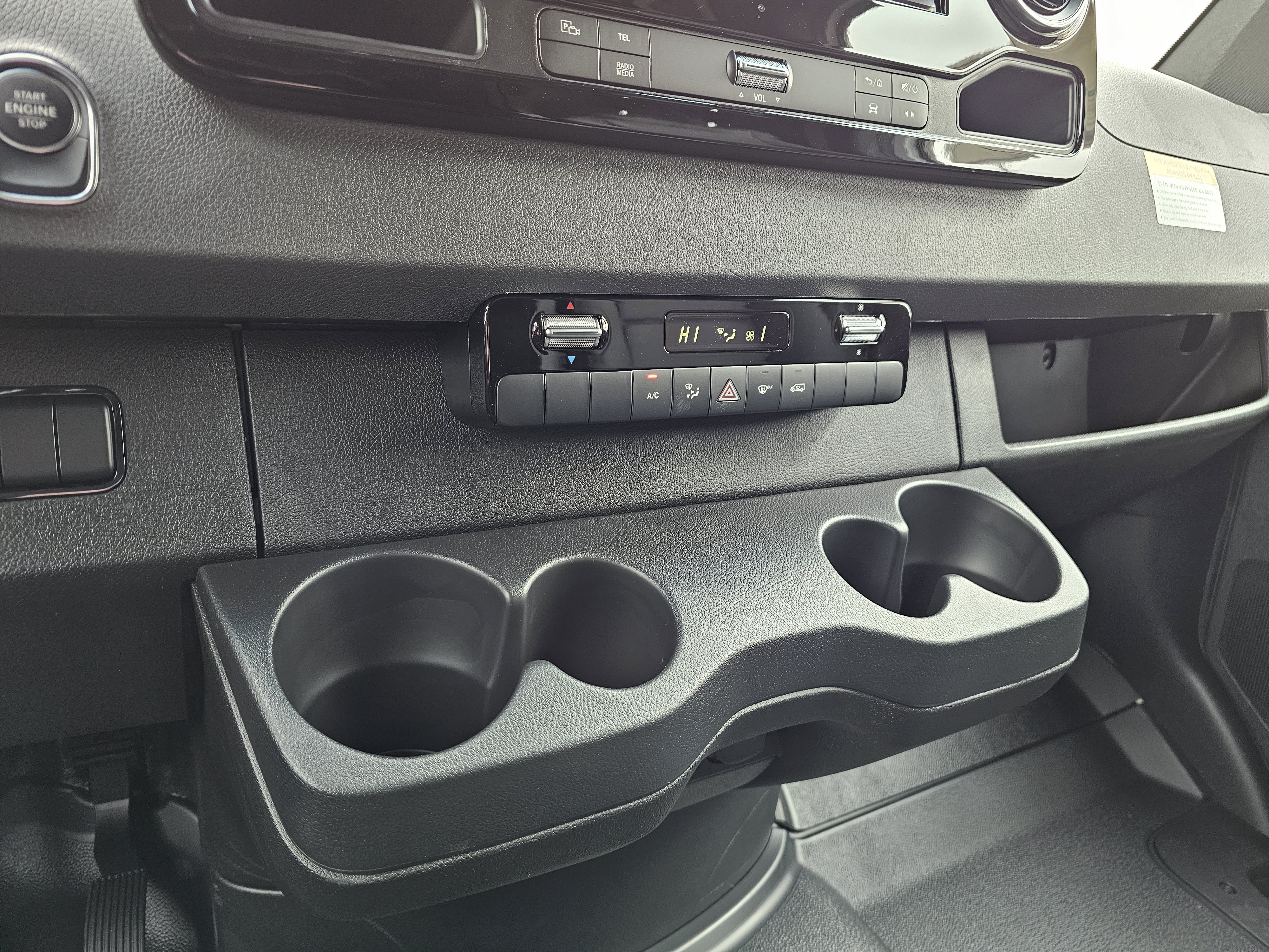 New 2026 Mercedes-Benz Sprinter 2500 image 37