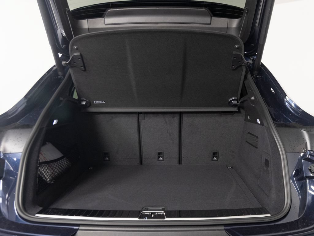 New 2026 Porsche Cayenne Coupe AWD/4WD image 50