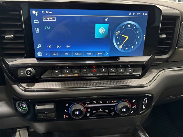 Used 2024 Chevrolet Silverado 1500 ZR2 w/ Technology Package image 17