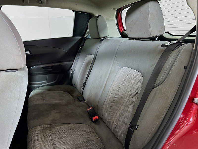 Used 2013 Chevrolet Sonic LT image 18