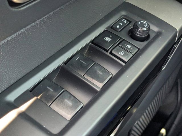 Used 2024 Toyota Tundra Limited AWD/4WD image 24
