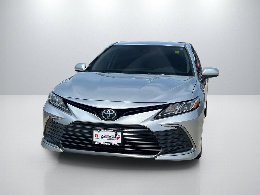Used 2021 Toyota Camry LE FWD video 2