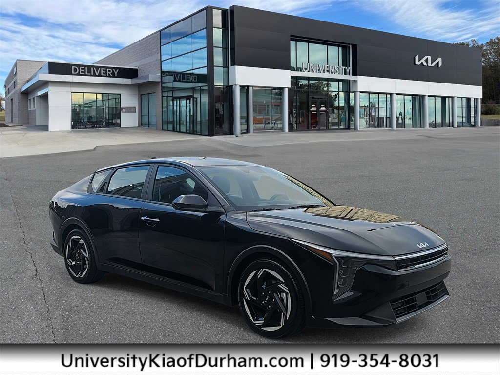 Certified 2025 Kia K4 EX image 1