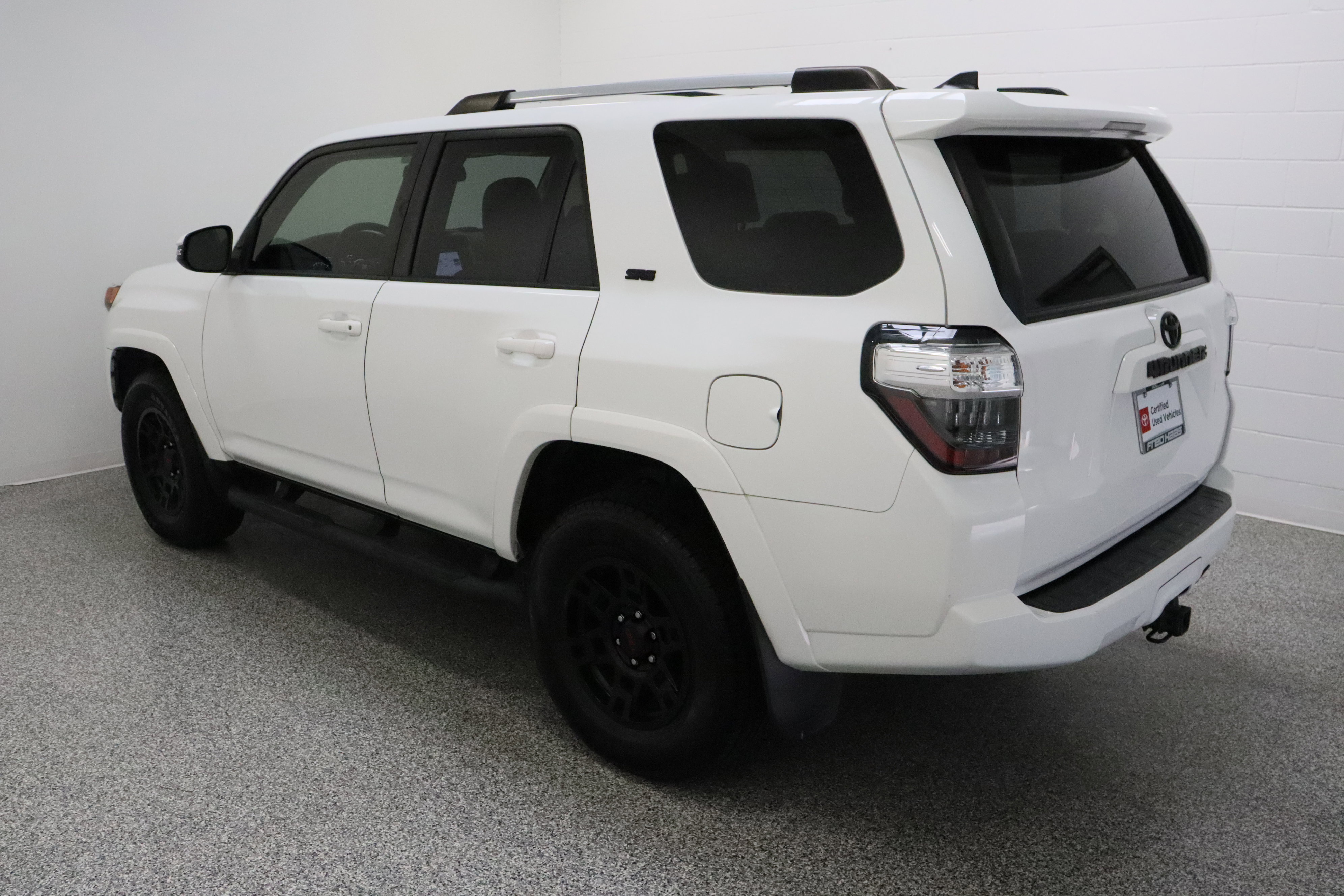 Certified 2023 Toyota 4Runner SR5 Premium w/ Moonroof Package image 9