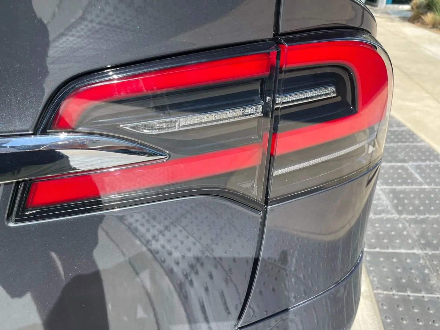 Used 2020 Tesla Model X Long Range AWD/4WD image 54