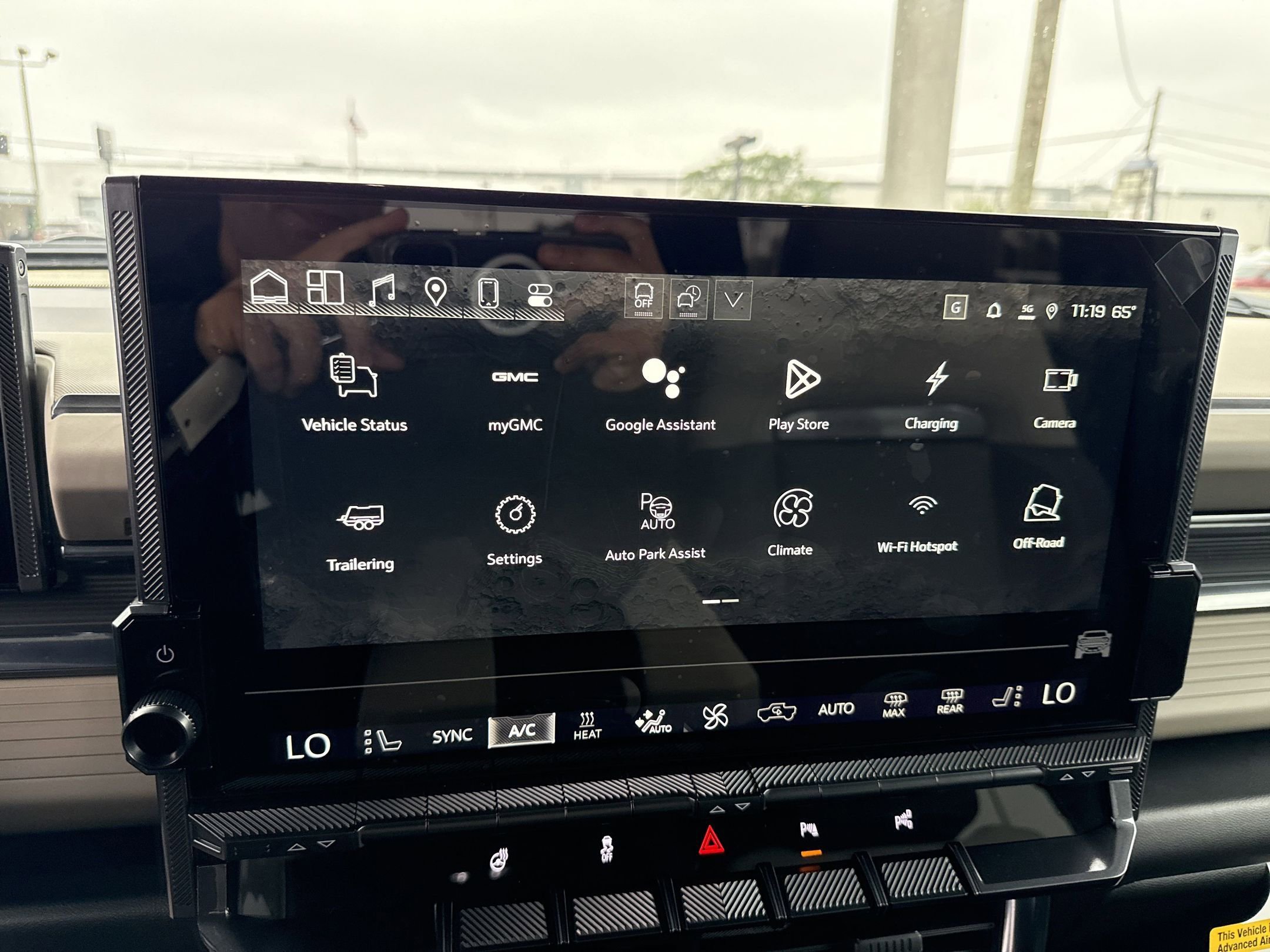 New 2026 GMC Hummer EV SUV image 13