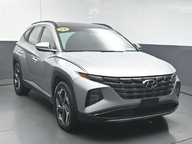 Used 2024 Hyundai Tucson Limited FWD image 2