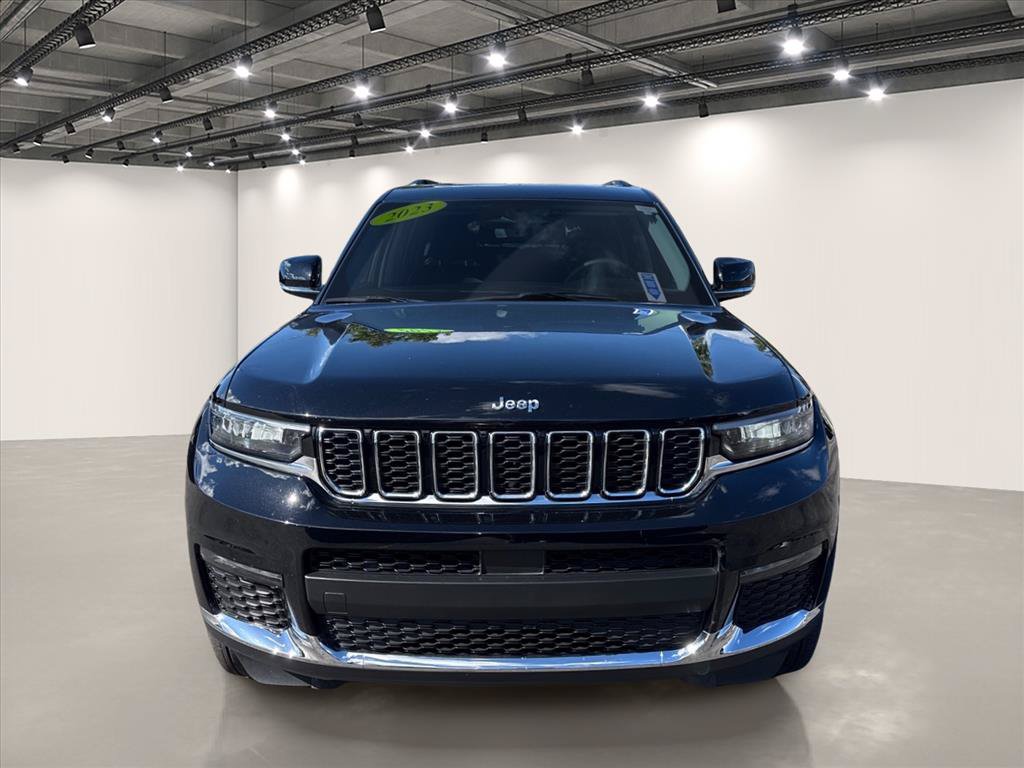 Used 2023 Jeep Grand Cherokee L Limited w/ Trailer Tow Group (B) AWD/4WD image 2