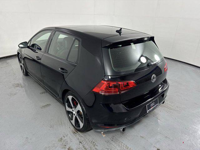 Used 2015 Volkswagen GTI SE image 28