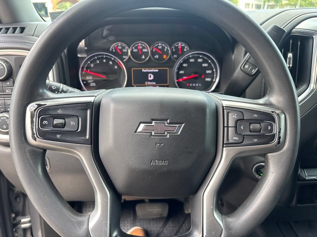 Used 2020 Chevrolet Silverado 1500 RST w/ RST Value Package AWD/4WD image 21