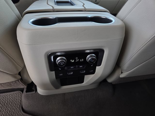 Used 2021 GMC Yukon XL Denali w/ Denali Ultimate Package AWD/4WD image 21