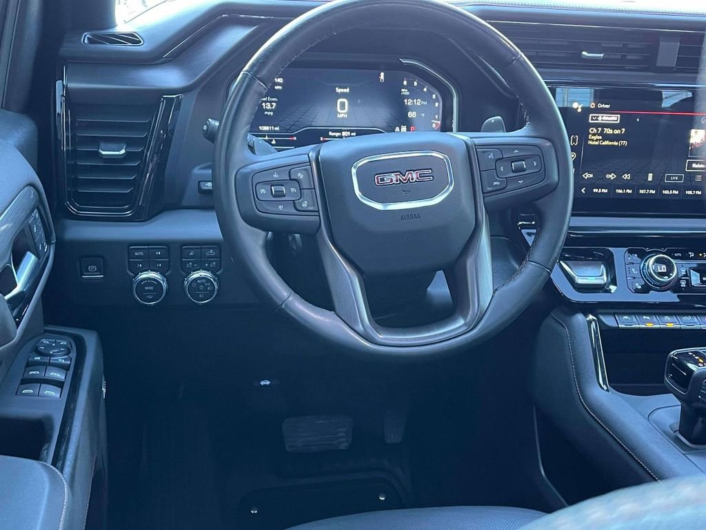 Used 2023 GMC Sierra 1500 AT4 w/ AT4 Premium Package AWD/4WD image 13