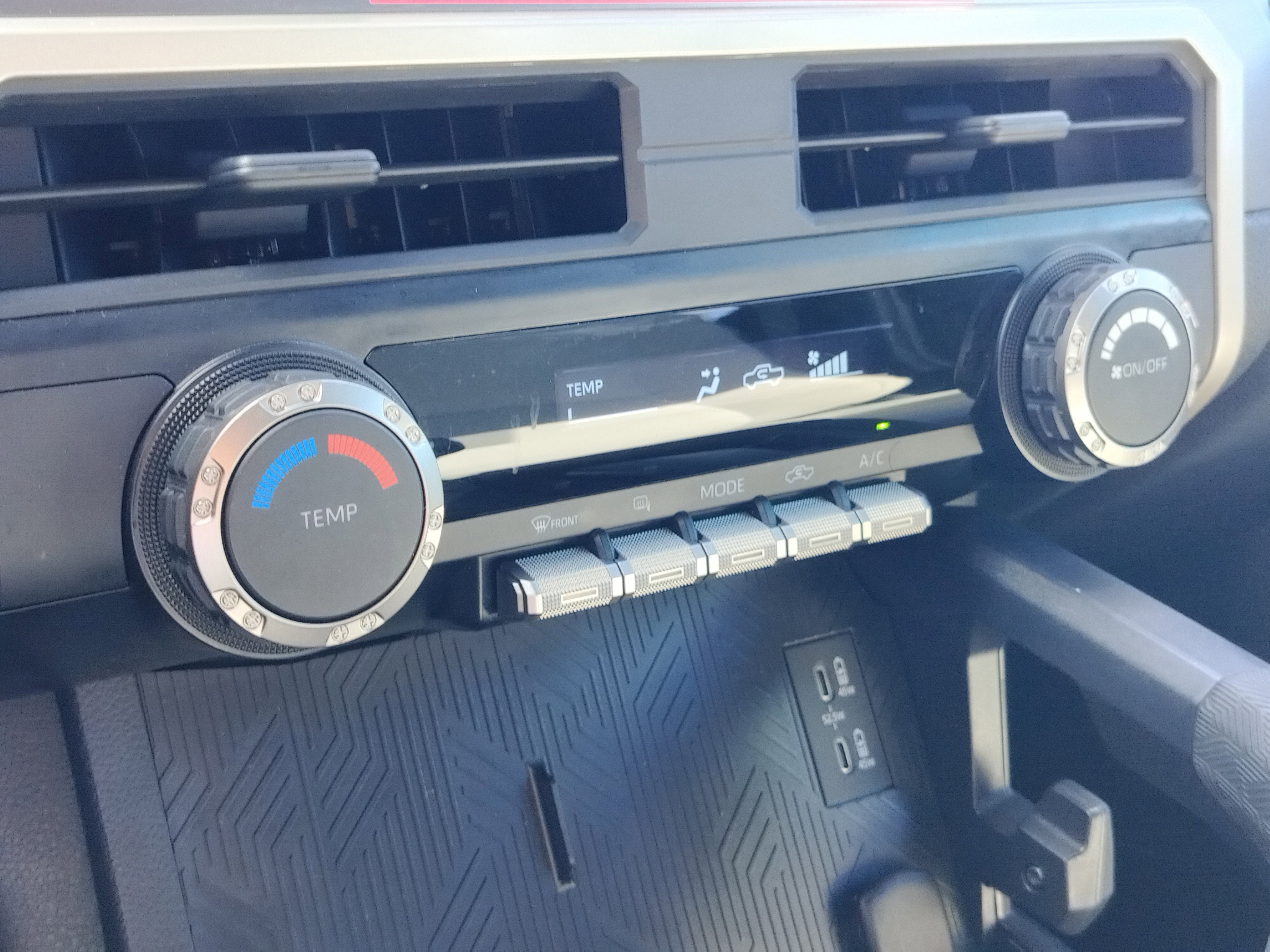 Used 2024 Toyota Tacoma SR5 image 27