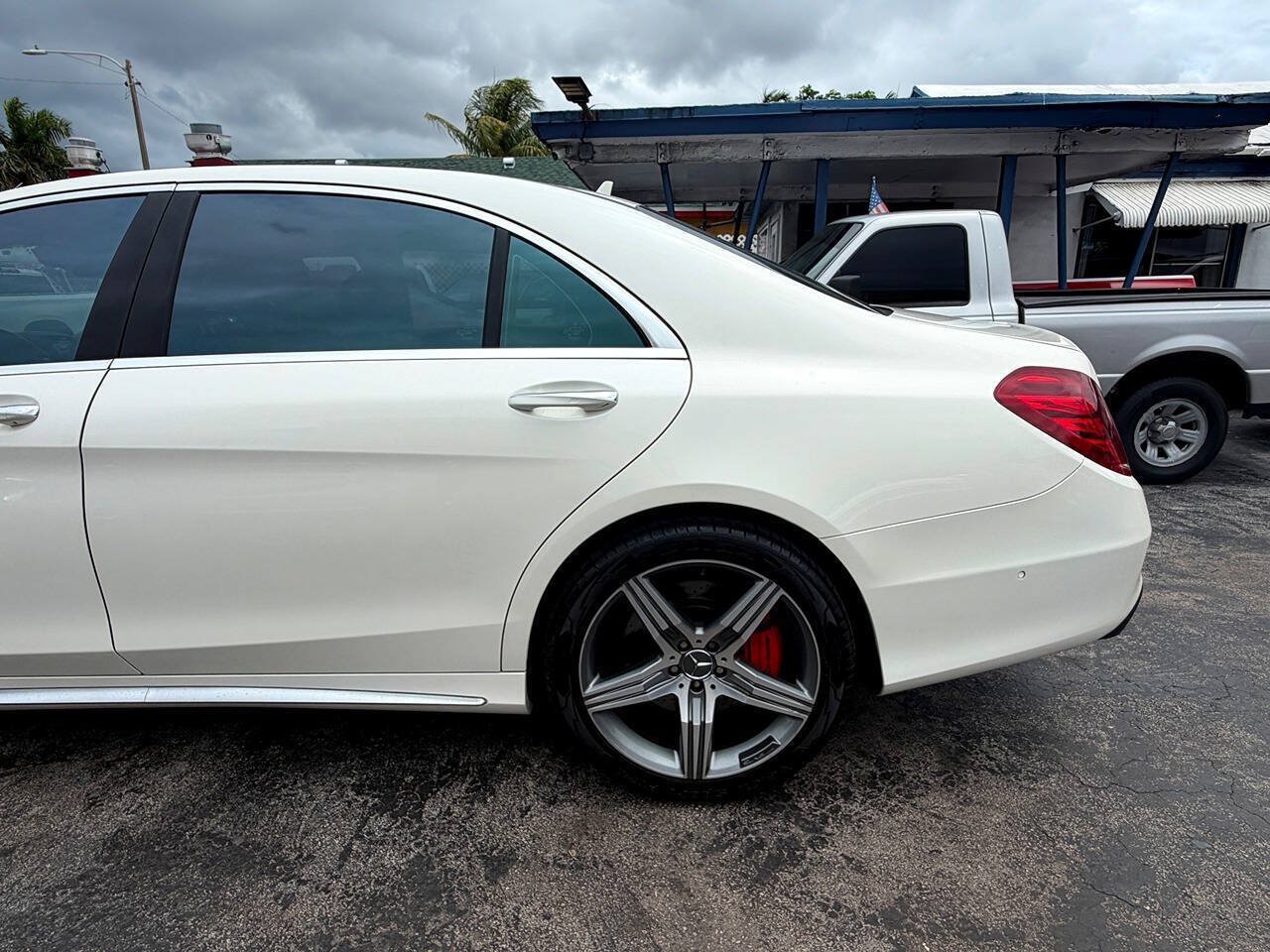 Used 2017 Mercedes-Benz S 63 AMG 4MATIC Sedan image 17