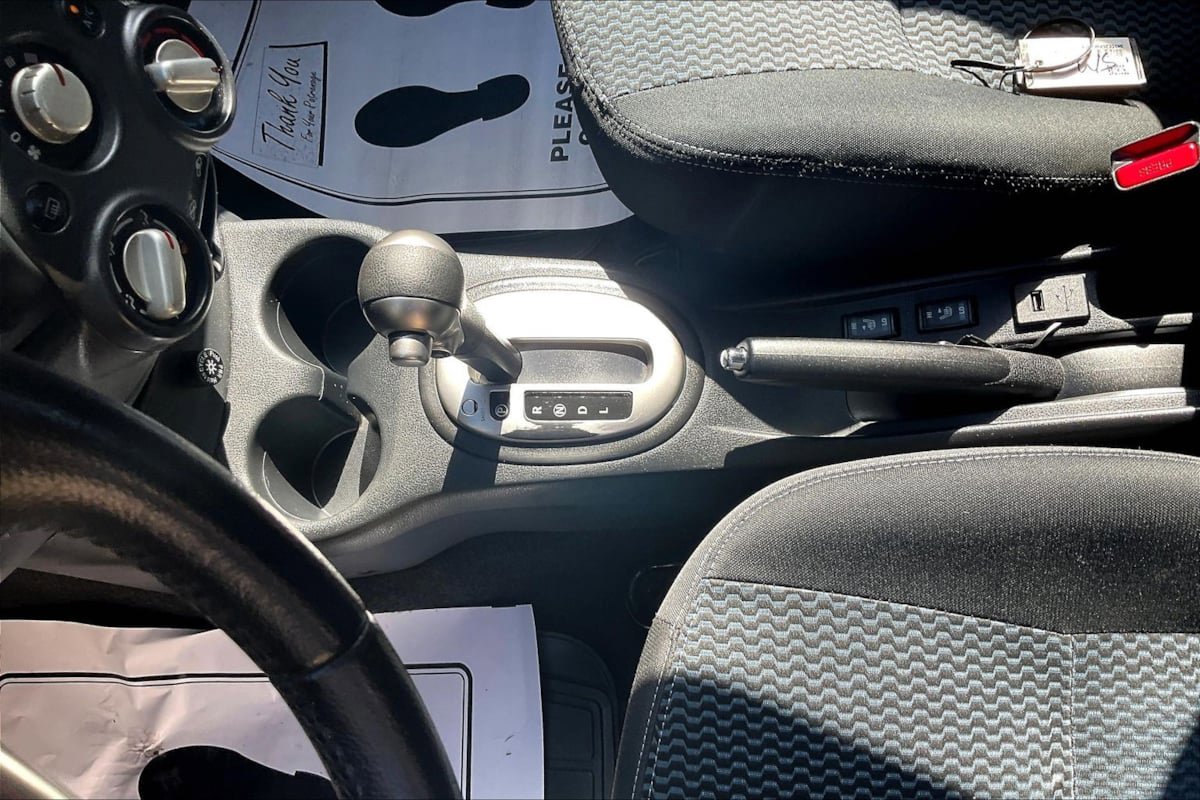 Used 2014 Nissan Versa Note SV w/ SL Package FWD image 17