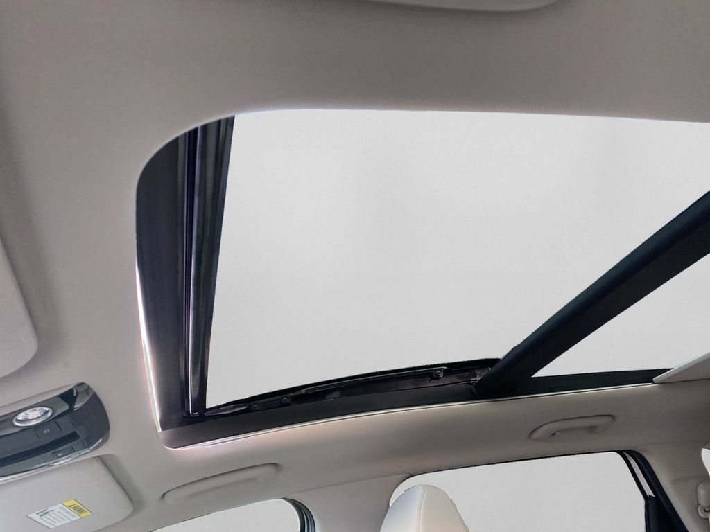 Used 2025 Kia Sorento EX w/ Panoramic Sunroof Package FWD image 13