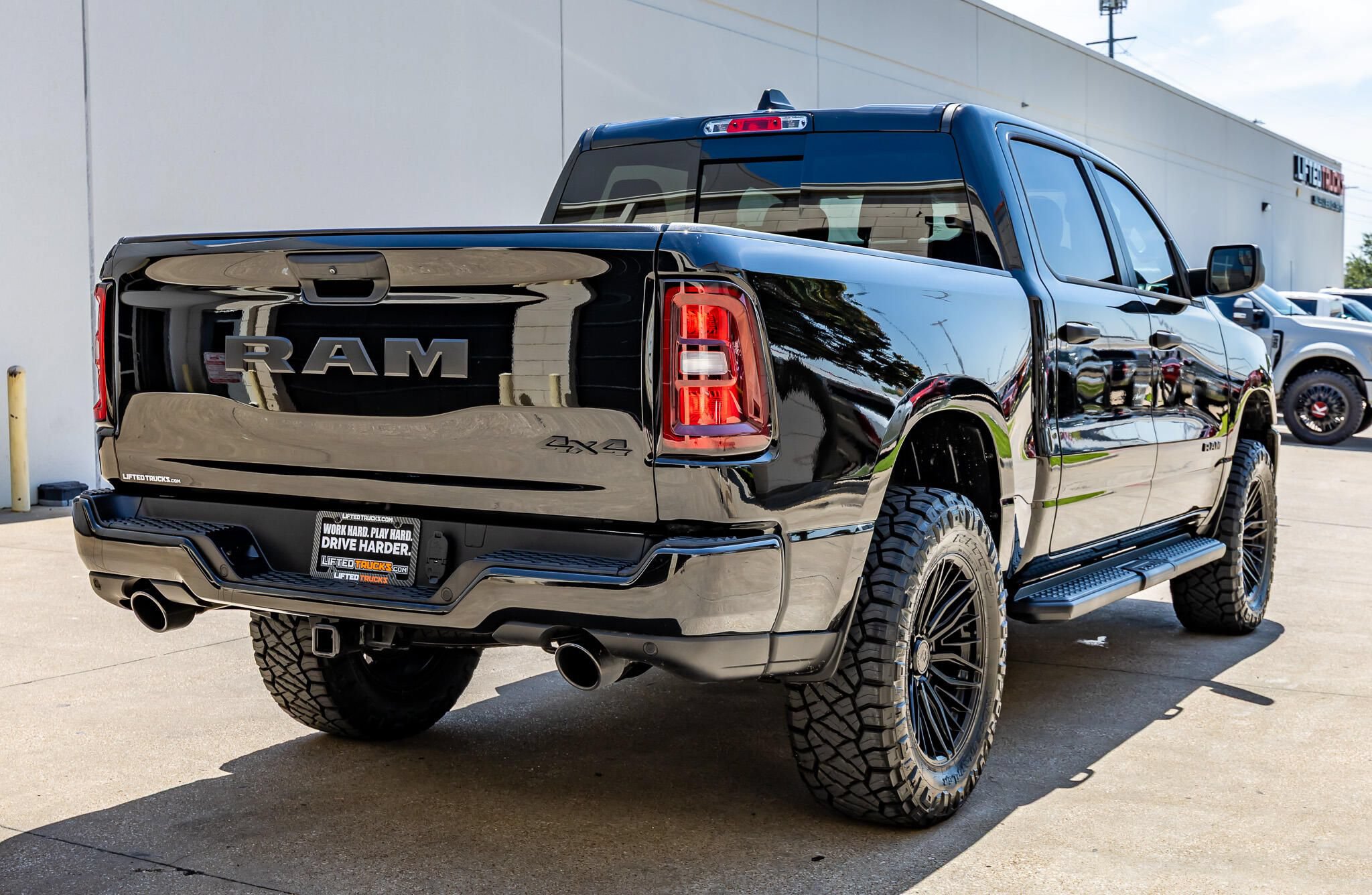 Used 2026 RAM 1500 Express AWD/4WD image 10