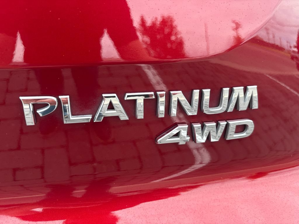 Used 2023 Nissan Pathfinder Platinum w/ Lighting Package (N93) AWD/4WD image 11