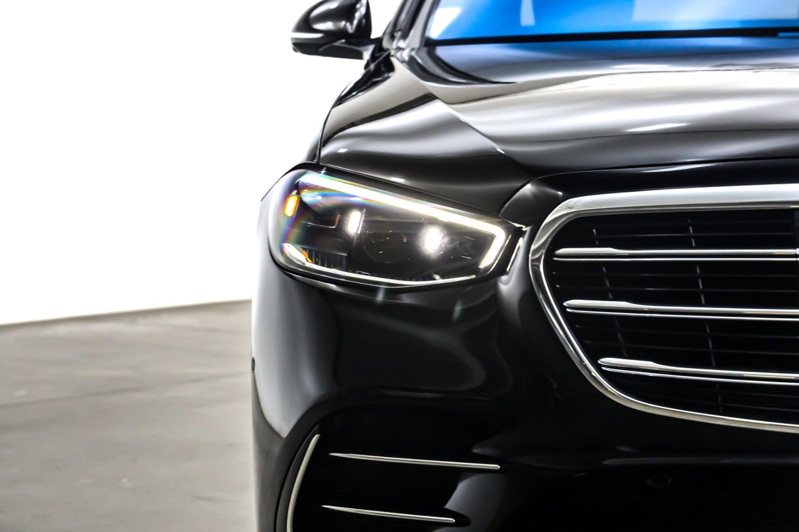 Certified 2023 Mercedes-Benz S 500 S 500 4MATIC Sedan image 16