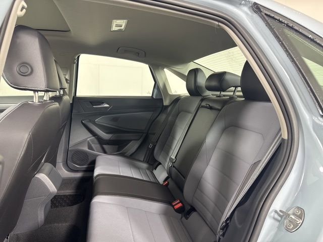 New 2026 Volkswagen Jetta SE FWD image 13