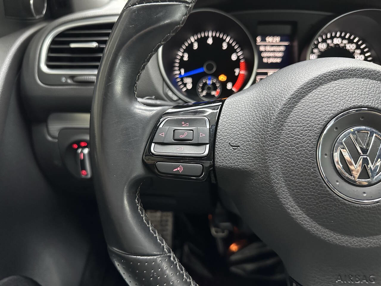 Used 2013 Volkswagen Golf R 4-Door image 21