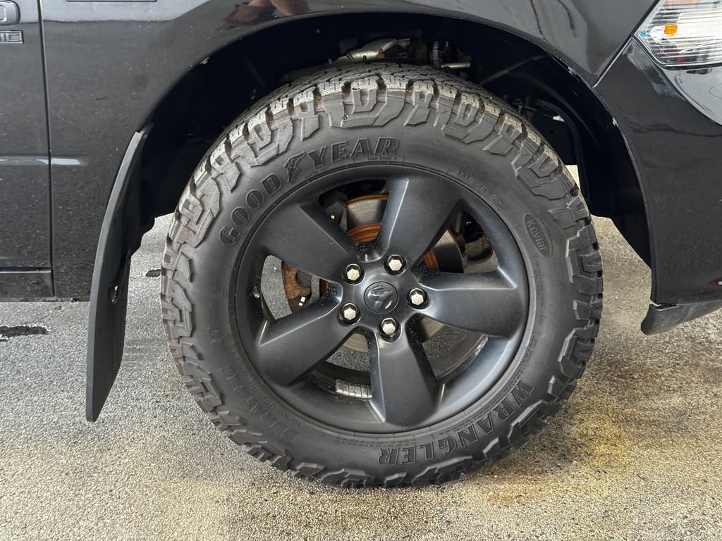 Used 2019 RAM 1500 Express w/ Wheel & Sound Group AWD/4WD image 23