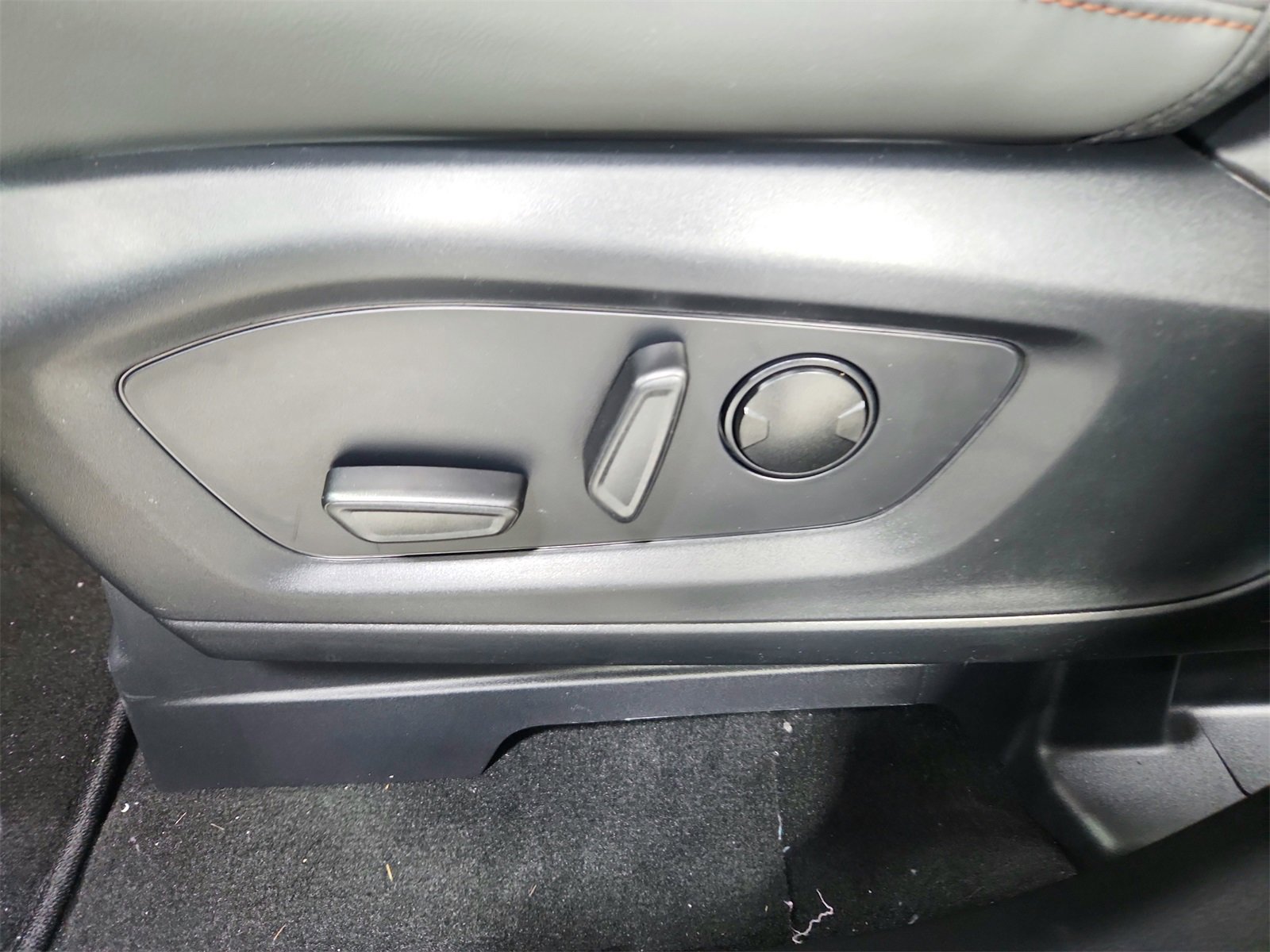 New 2026 Ford Explorer Active image 20