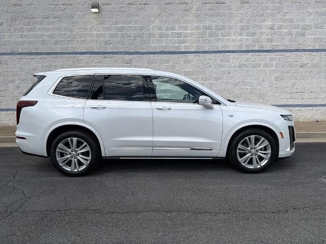 Certified 2024 Cadillac XT6 Premium Luxury FWD image 8