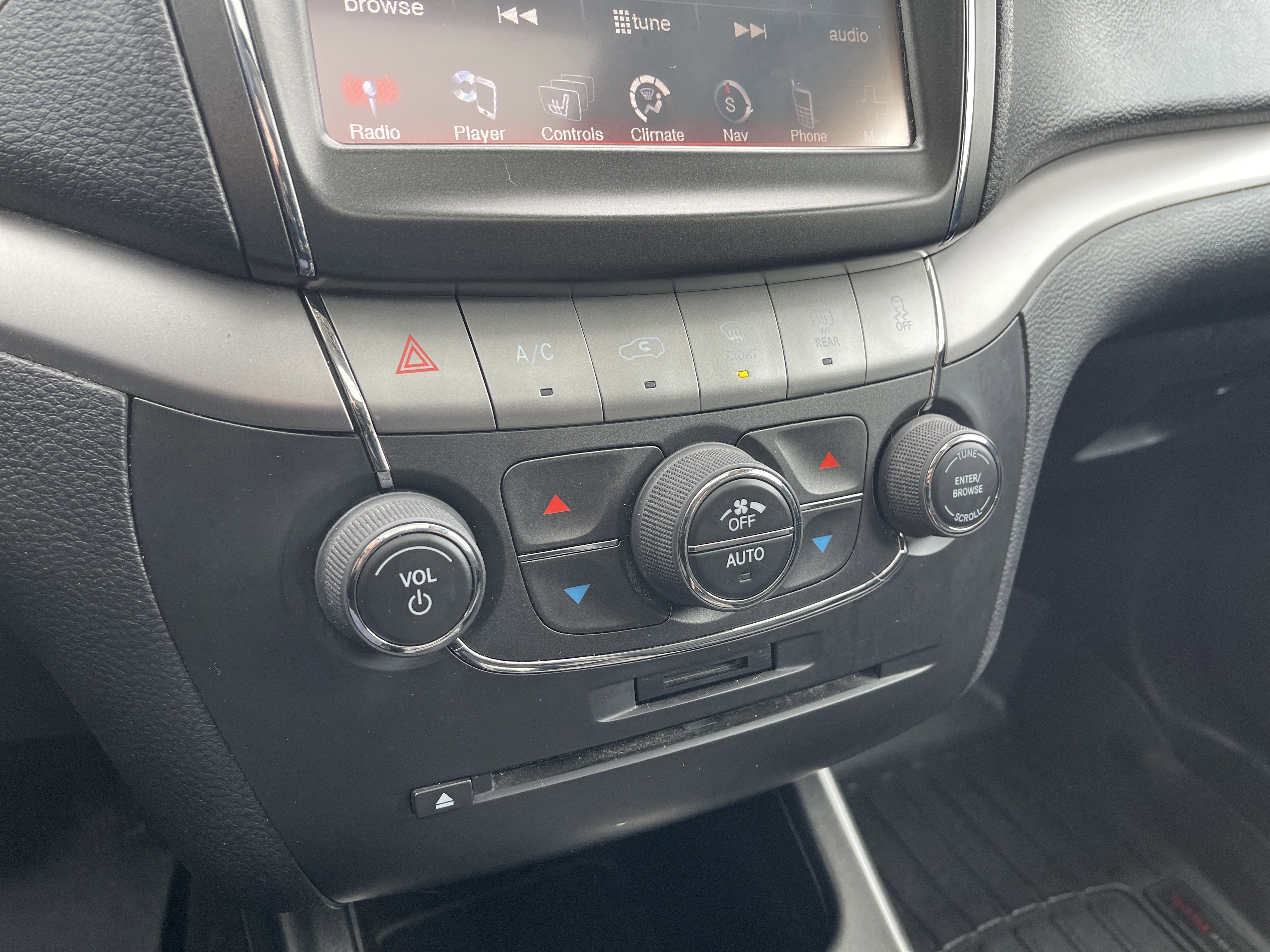 Used 2014 Dodge Journey Crossroad w/ Flexible Seating Group image 20