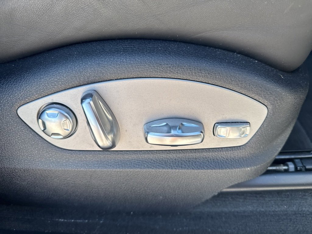 Used 2022 Porsche Macan S image 13