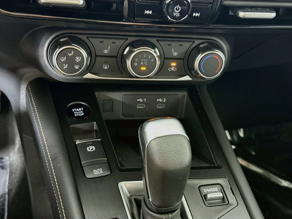 Certified 2025 Nissan Kicks SV w/ SV Premium Package AWD/4WD image 8