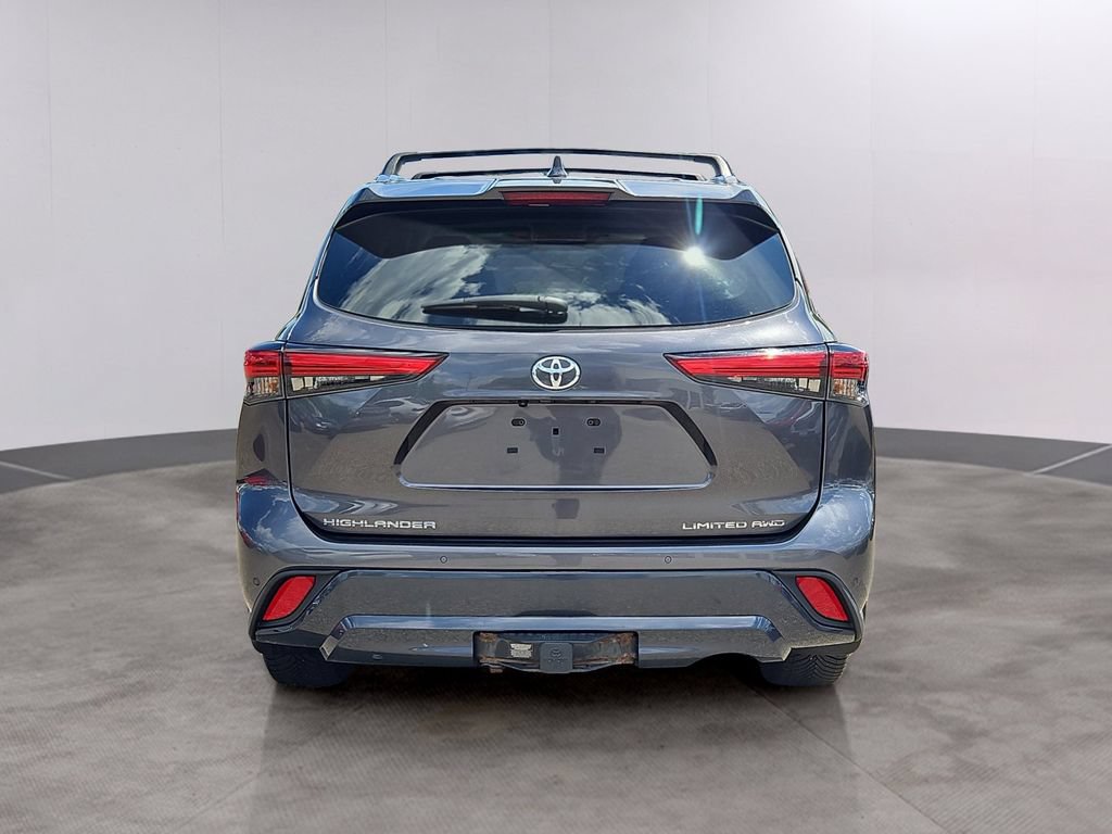 Used 2023 Toyota Highlander Limited AWD/4WD image 5
