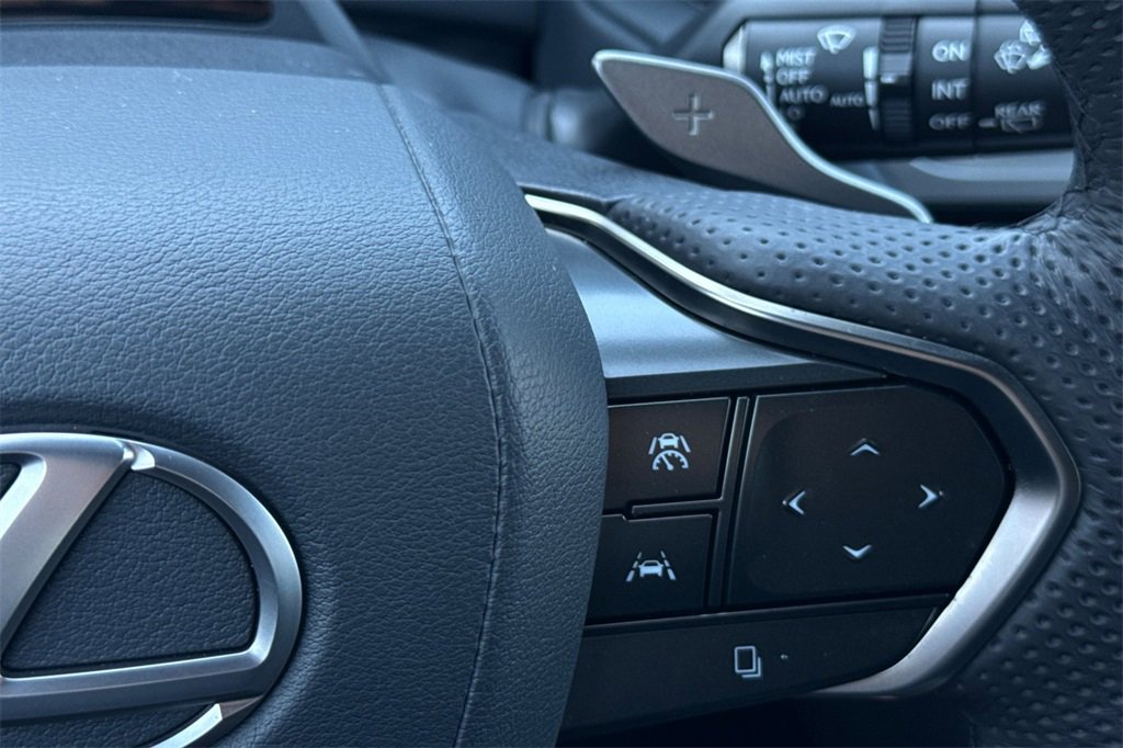 Used 2024 Lexus TX 500h AWD image 31