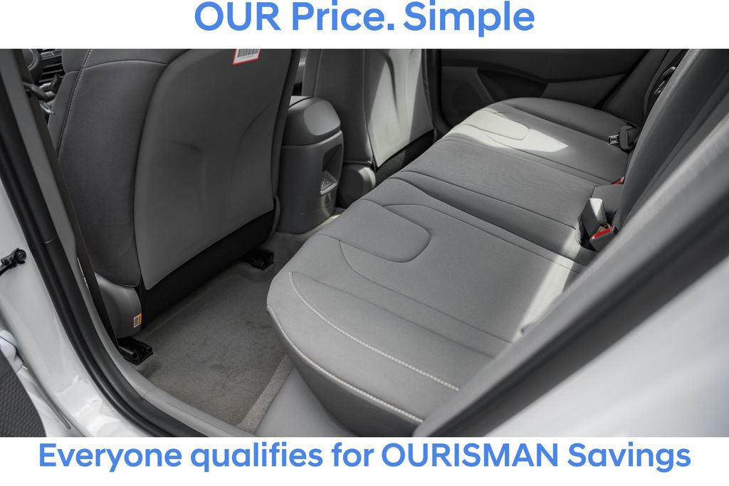 New 2025 Hyundai Elantra Sport image 26