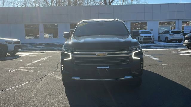 Used 2023 Chevrolet Tahoe LT w/ Luxury Package AWD/4WD image 2