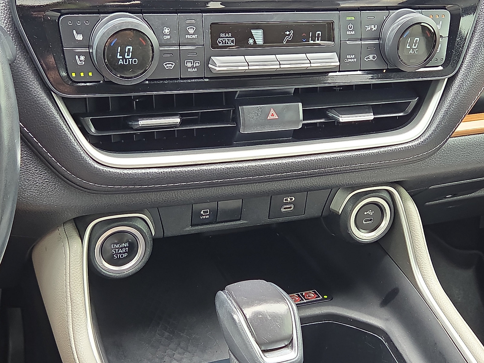 Used 2024 Toyota Grand Highlander AWD image 21