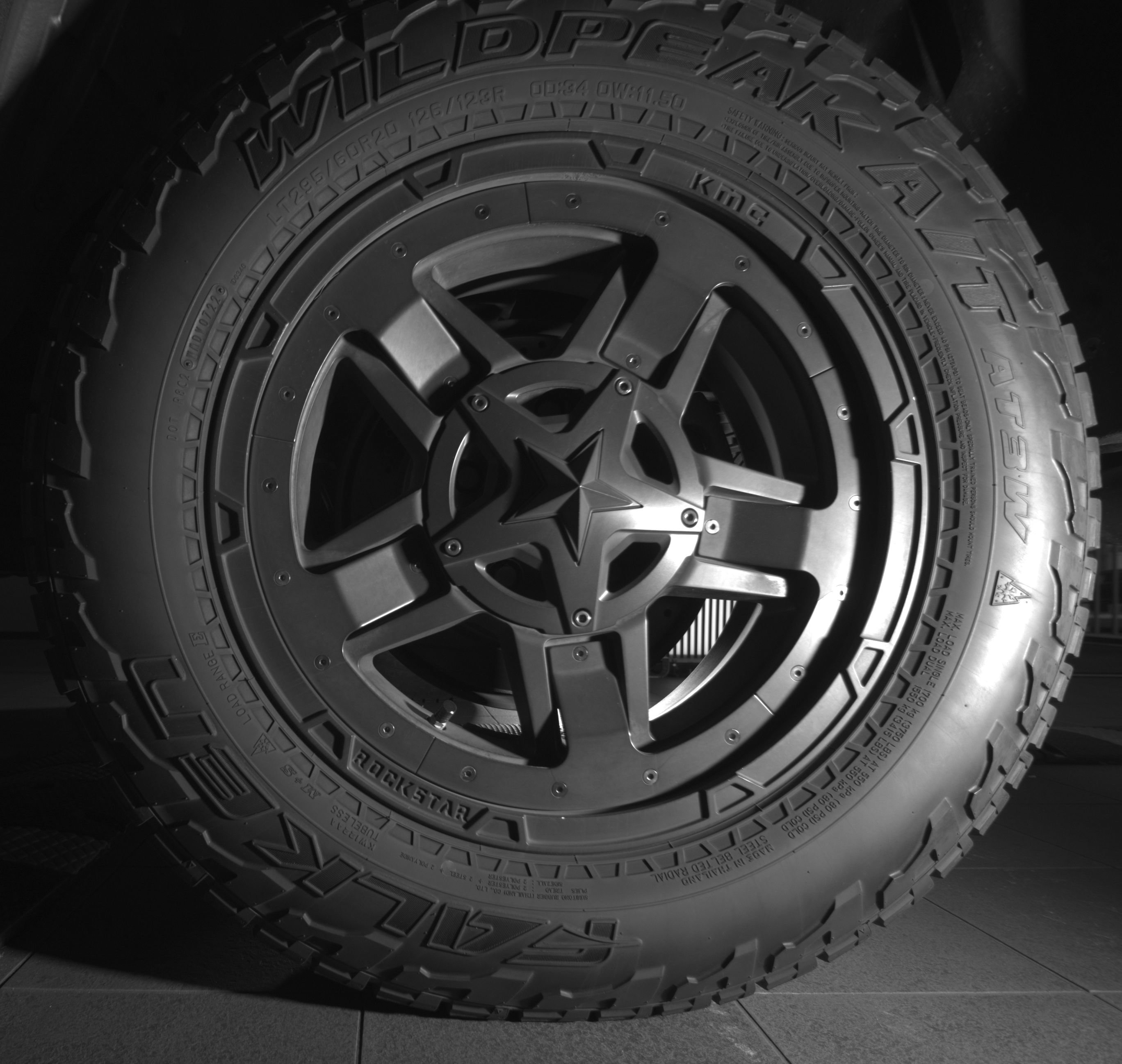 Used 2017 Toyota Tundra TRD Pro AWD/4WD image 11
