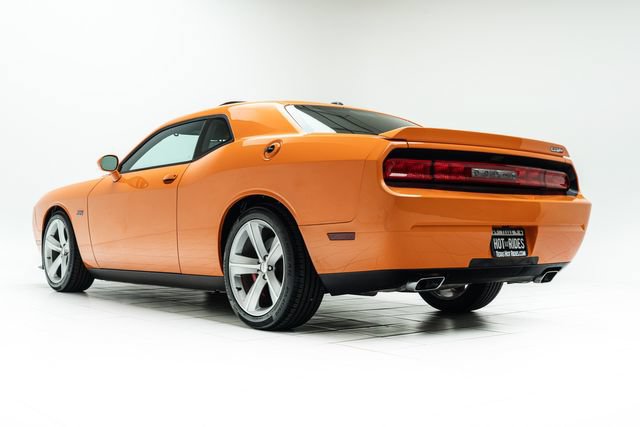 Used 2012 Dodge Challenger SRT8 RWD image 18